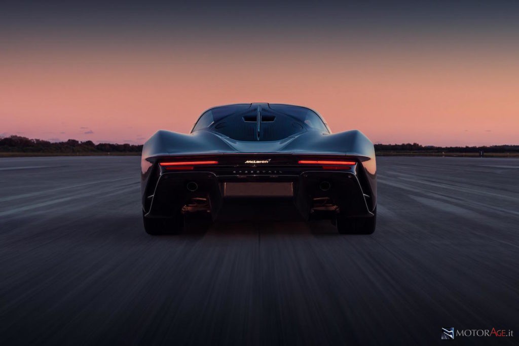 McLaren Speedtail in Kennedy Space Center high-speed test, Florida, USA, Johnny Bohmer Proving Grounds, 403 Km/h, 250 mph