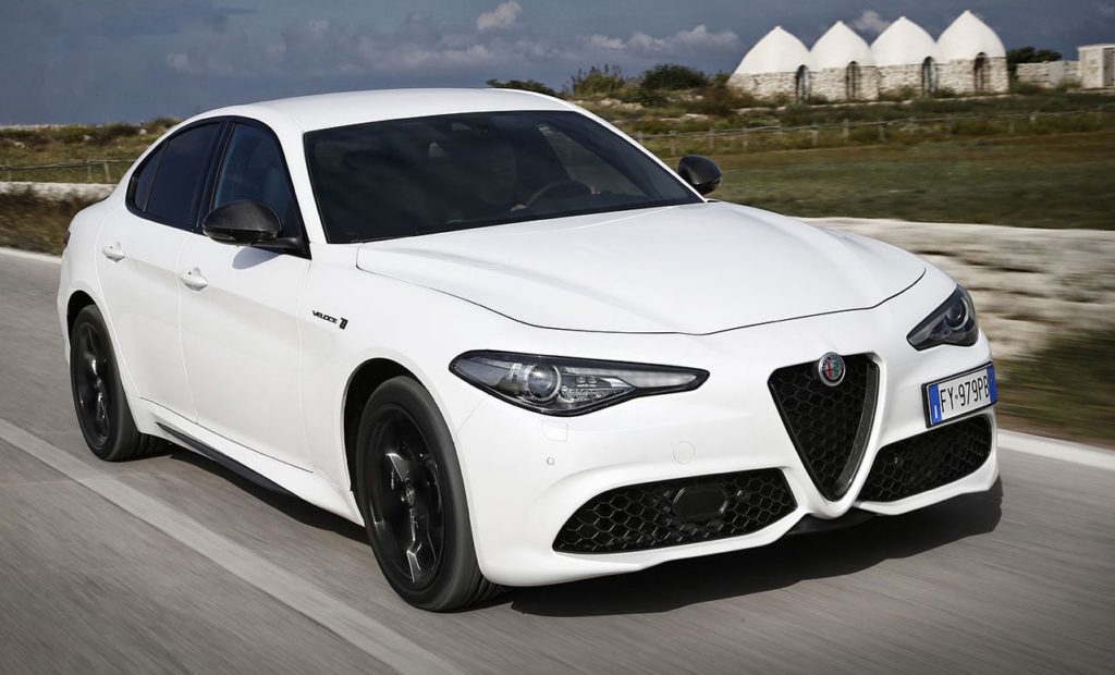 Alfa Romeo Giulia 2.0 Turbo Veloce TI: la prova su strada