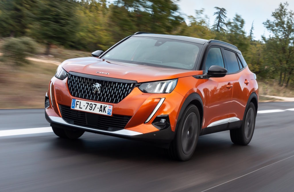 Peugeot 2008 Turbo GT: Test Drive del crossover con spazio e grinta