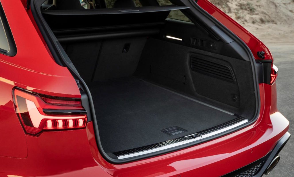 Audi RS 6 Avant: la wagon con potenza da supercar