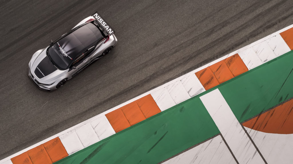 LEAF NISMO RC ripresa da Drone al debutto in Europa sul circuito Ricardo Tormo, Valencia, Spagna