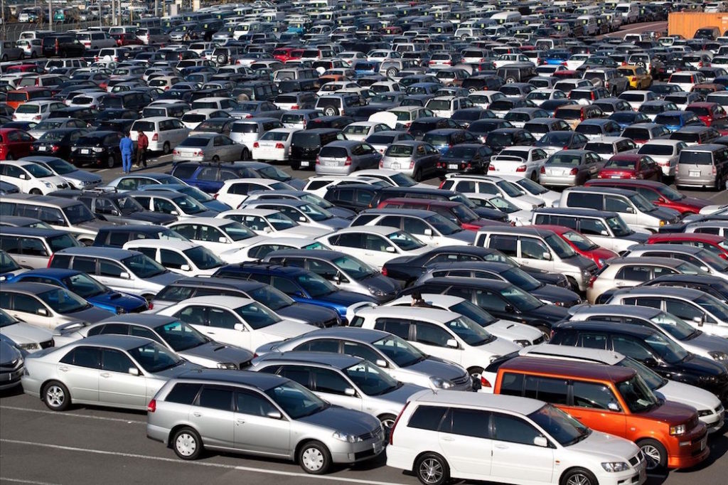 Automobili in parcheggio