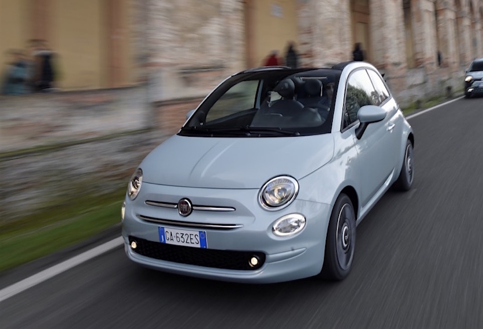 Test drive
Fiat 500C 1.0 Hybrid: piccola rivoluzionaria