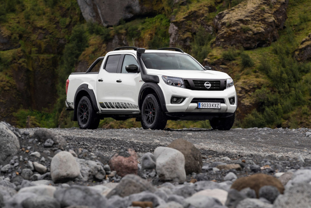 Nissan Navara OFF-ROADER AT32