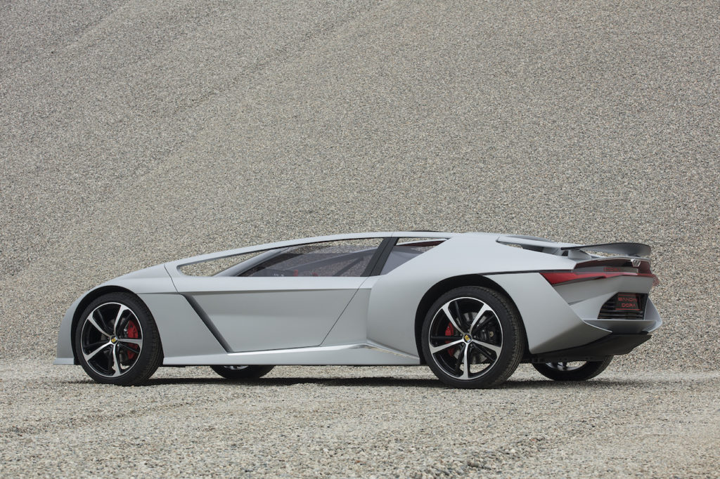 Lunghi roll-bar da capo a coda l'idea di Giorgetto Giugiaro per Bandini DORA