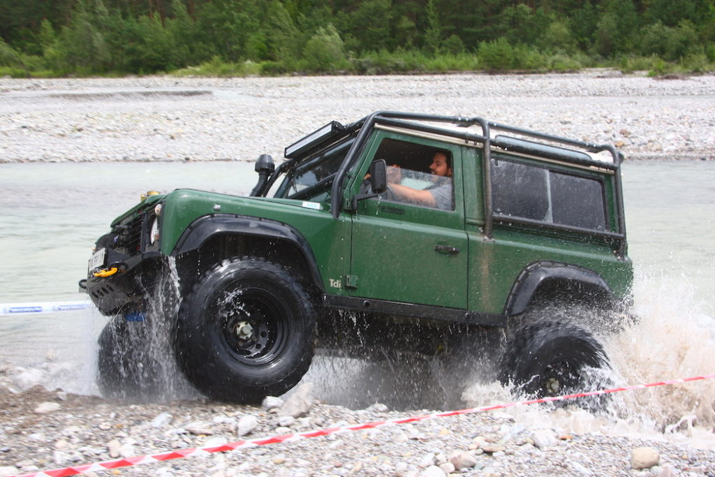 Land Rover Defender 90, raduno fuoristrada