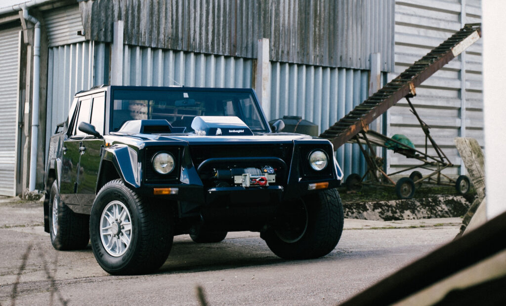 Lamborghini LM002: ora è meglio di quella nuova