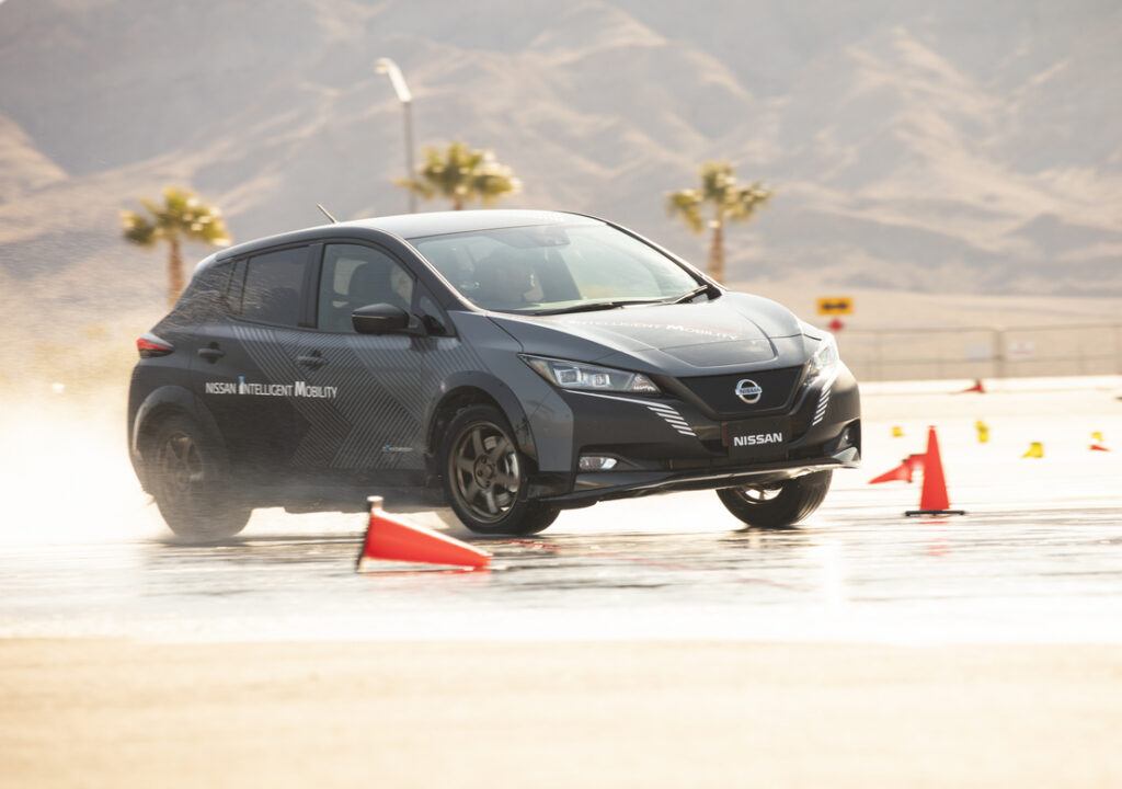 Test per sistema di trazione integrale e-4ORCE di Nissan - CES Las Vegas 2020