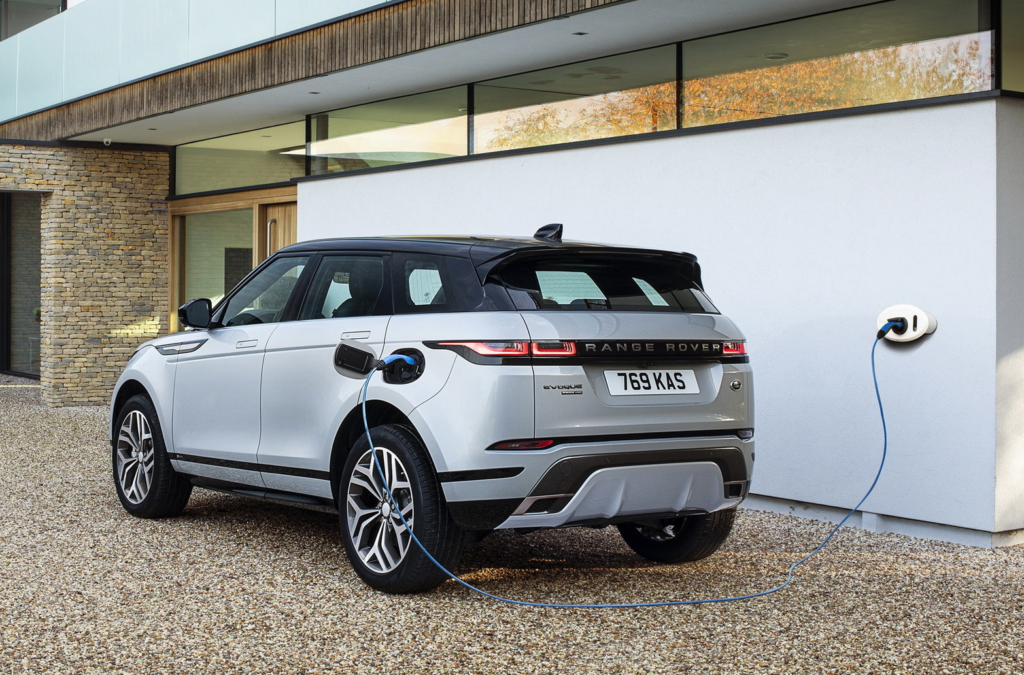 Range Rover Evoque e Land Rover Discovery Sport: arriva l’ibrido plug-in