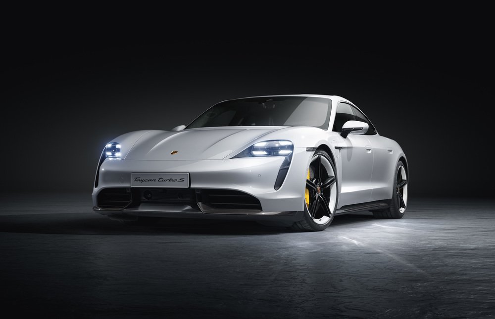 Porsche Taycan: premiata come la più innovativa al mondo