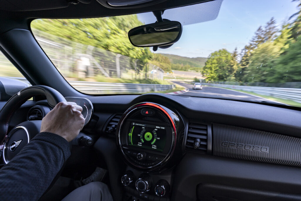 MINI John Cooper Works GP raggiunge i test nel Green Hell del Nurburgring