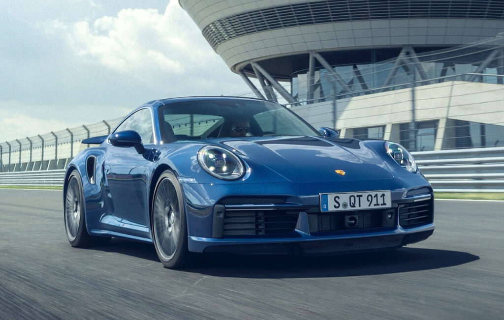 Porsche 911 Turbo: un termine di paragone da 45 anni