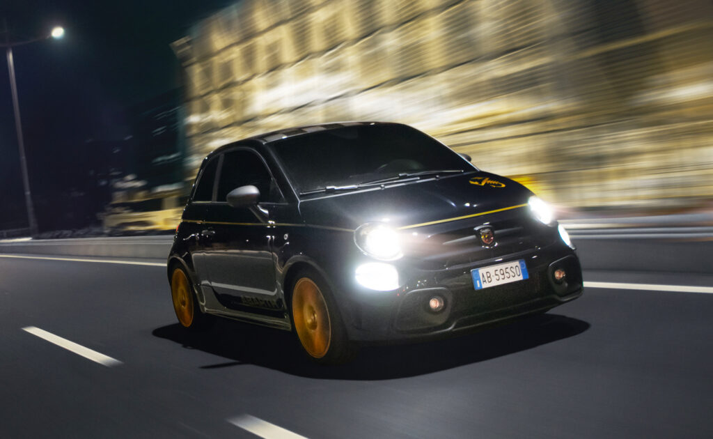 Abarth 595 Scorpioneoro: stile e performance a tiratura limitata