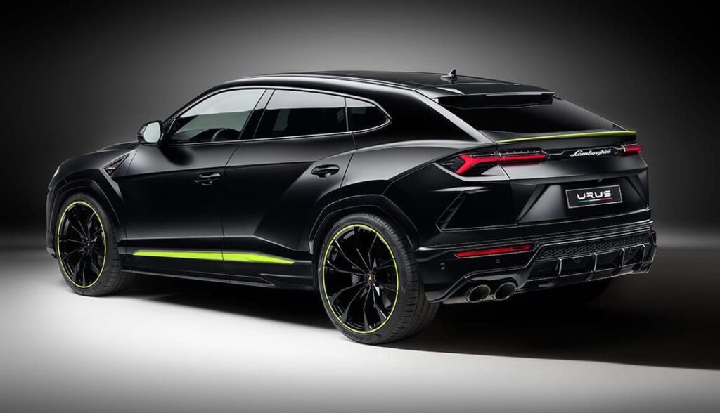 Lamborghini Urus Graphite Capsule: i colori della leggenda 