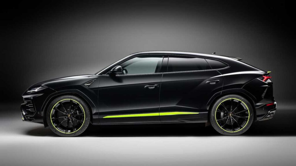 Lamborghini Urus Graphite Capsule: i colori della leggenda 