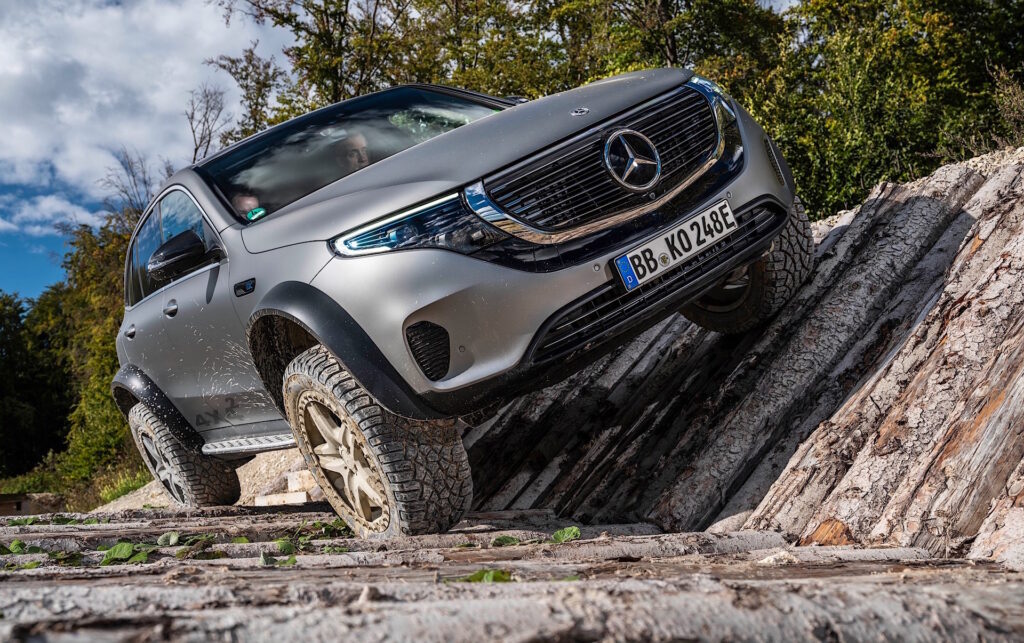 Mercedes EQC 4x4 2: prove tecniche per il futuro