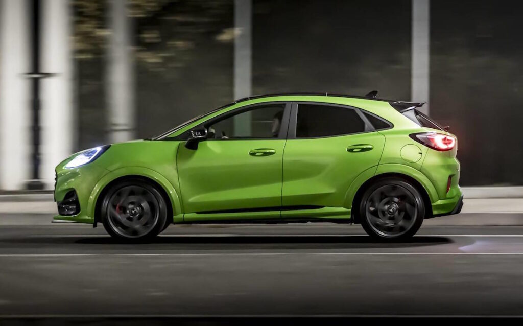 Ford Puma ST: la piccola SUV mostra i muscoli