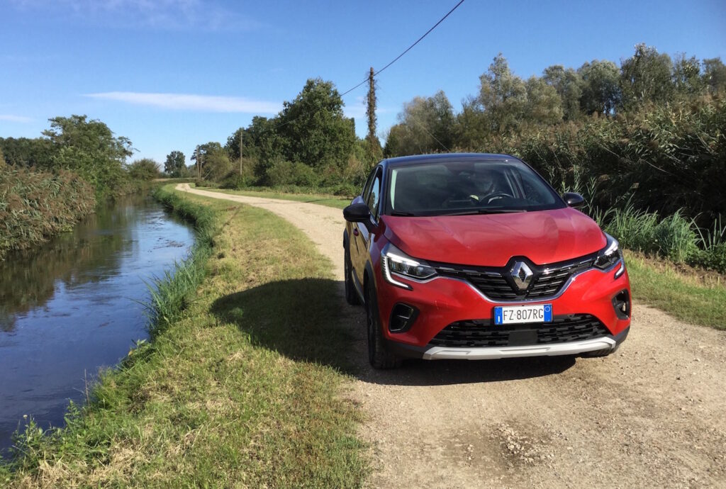 Renault Captur TCe 130 Intens EDC: tutta nuova tranne il nome