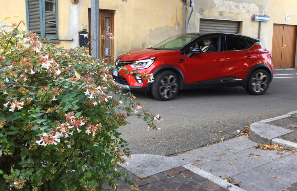 Renault Captur TCe 130 Intens EDC: tutta nuova tranne il nome