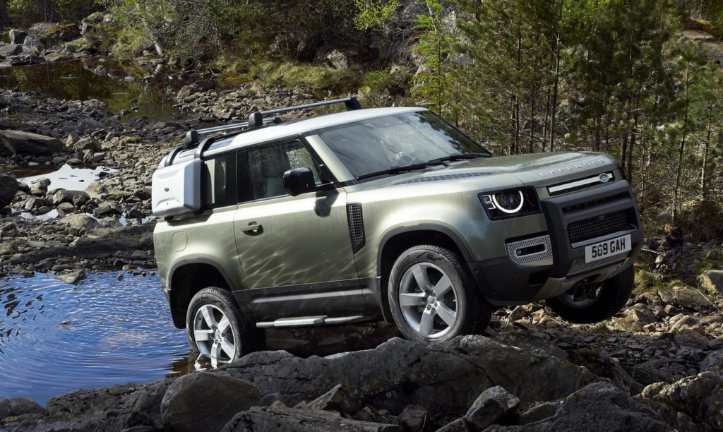 Land Rover Defender: leggendaria e pluripremiata