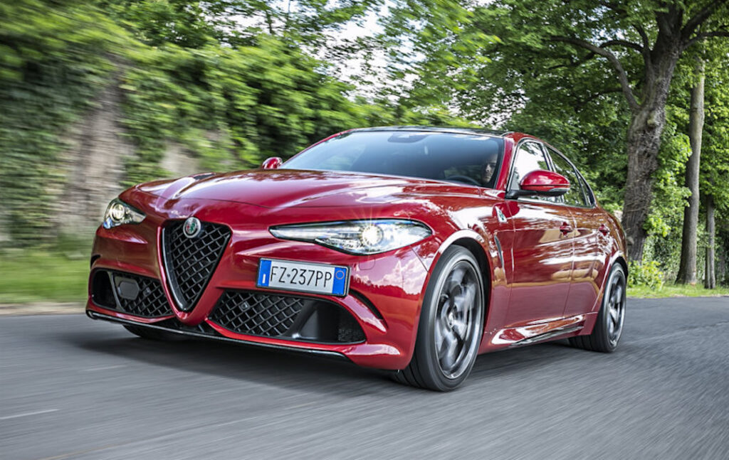 Alfa Romeo Giulia Quadrifoglio 2020: test  della rossa da competizione