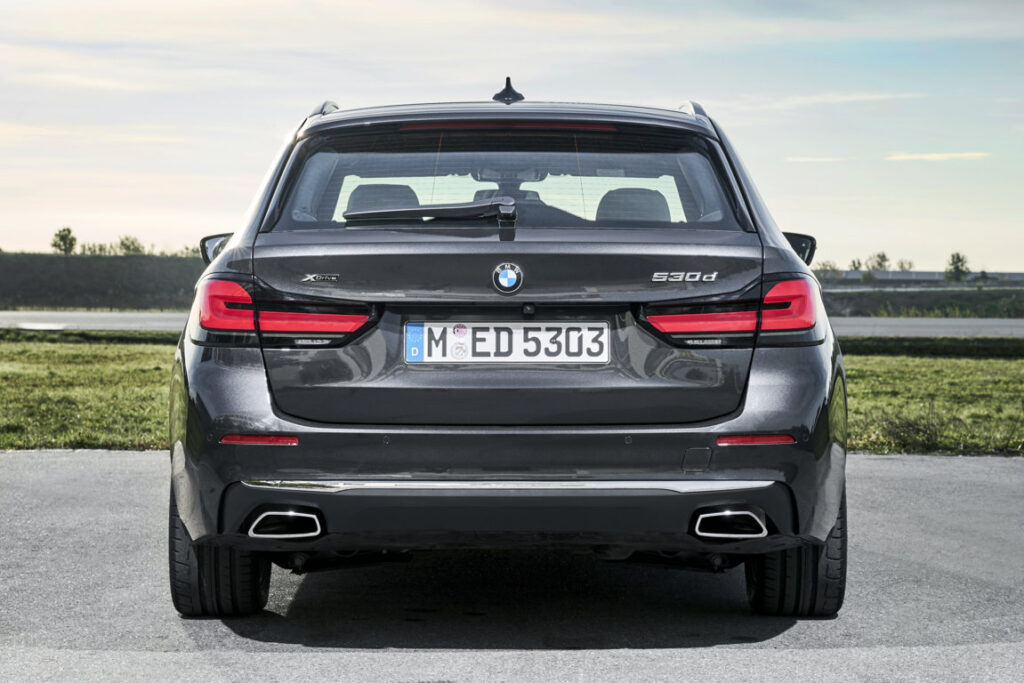 BMW 518d- 530d: esclusive per l’Italia