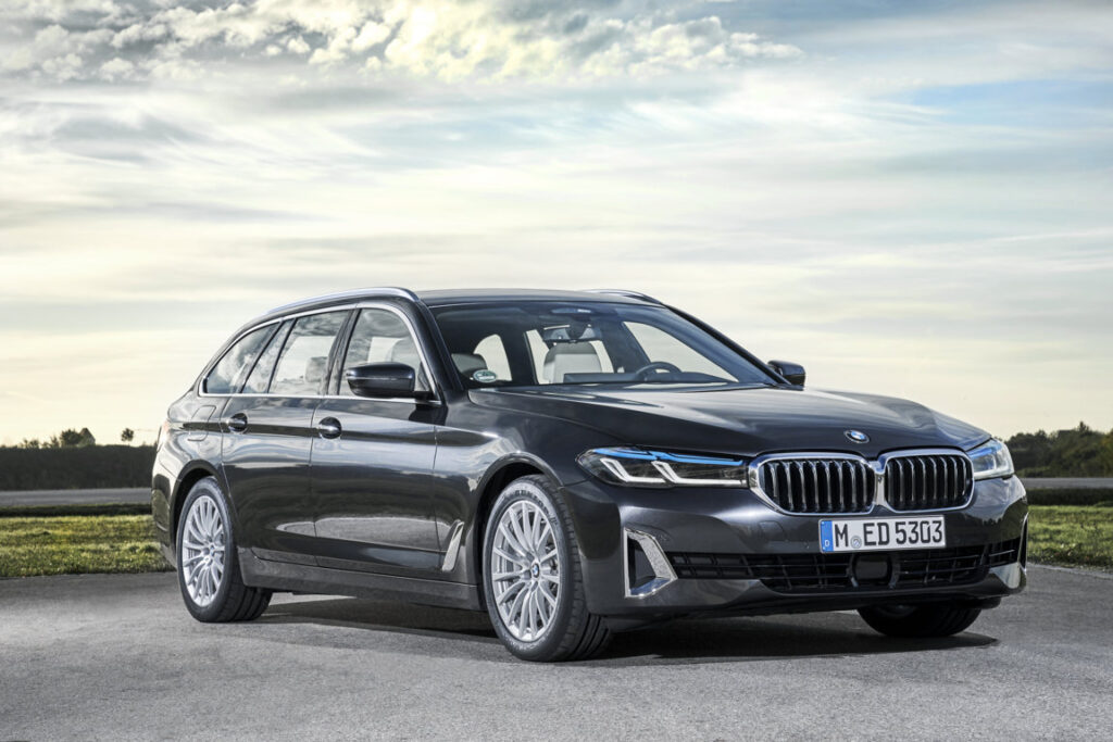 BMW 518d- 530d: esclusive per l’Italia