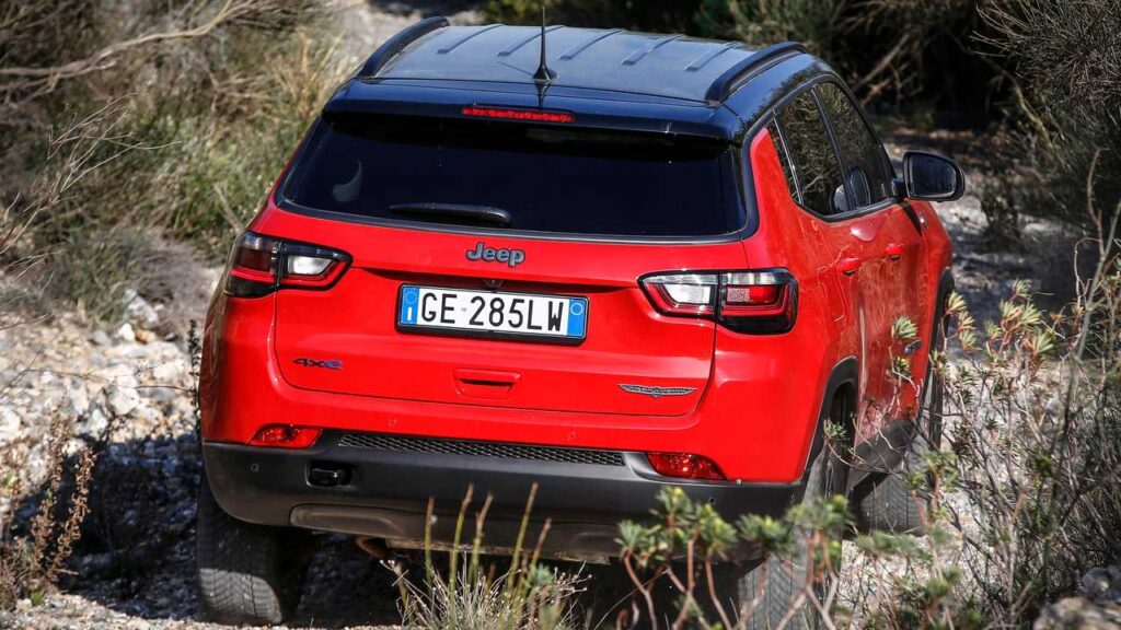 la Jeep Compass si rinnova