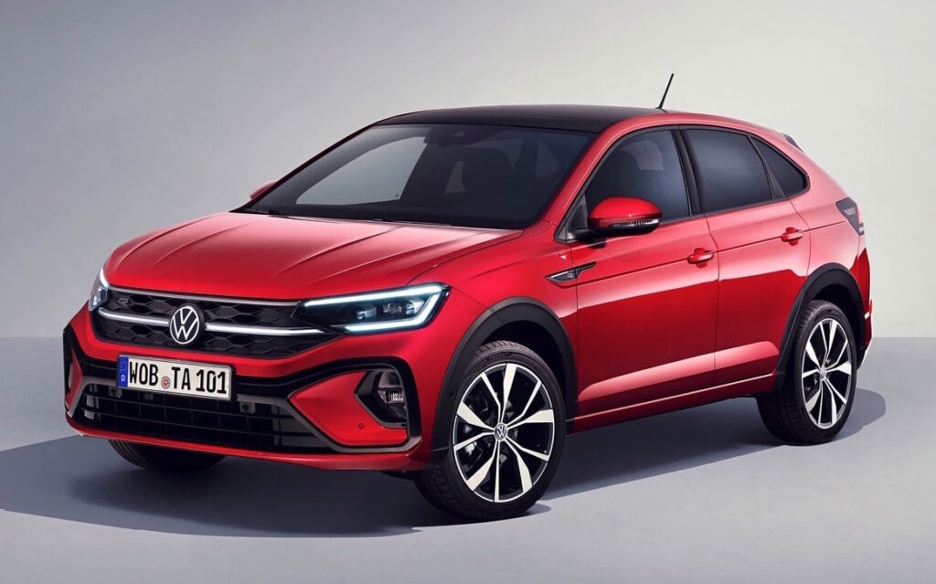 la Volkswagen Taigo porta nel Segmento B gli stilemi dei SUV coupé usuali in categorie superiori.