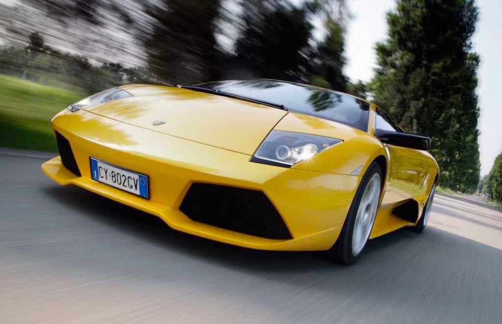 La Lamborghini Murciélago è uscita di produzione nel 2010, dopo esser stata prodotta in 4.099 esemplari. 
