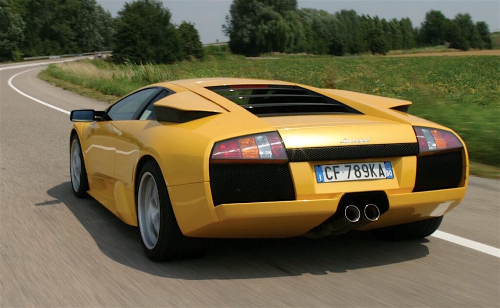 La Lamborghini Murciélago è uscita di produzione nel 2010, dopo esser stata prodotta in 4.099 esemplari. 