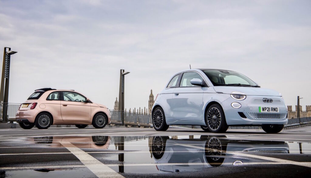 La Nuova Fiat 500 è il primo veicolo completamente elettrico della casa torinese