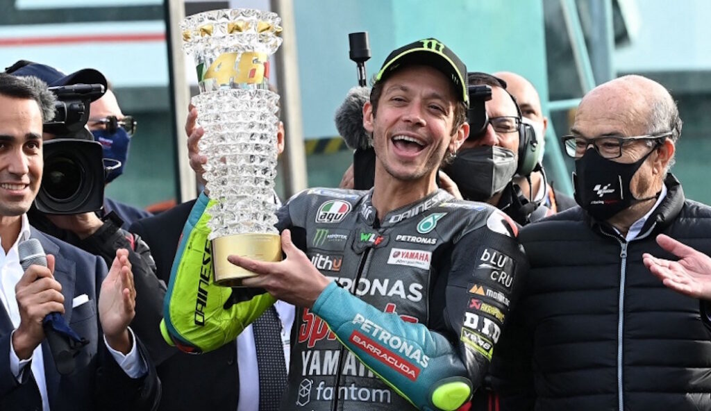 è stato l’ultimo Gran Premio italiano della MotoGP prima del suo ritiro e gli è stato consegnato dal Ministro degli Esteri Luigi Di Maio il premio di ambasciatore del Made in Italy