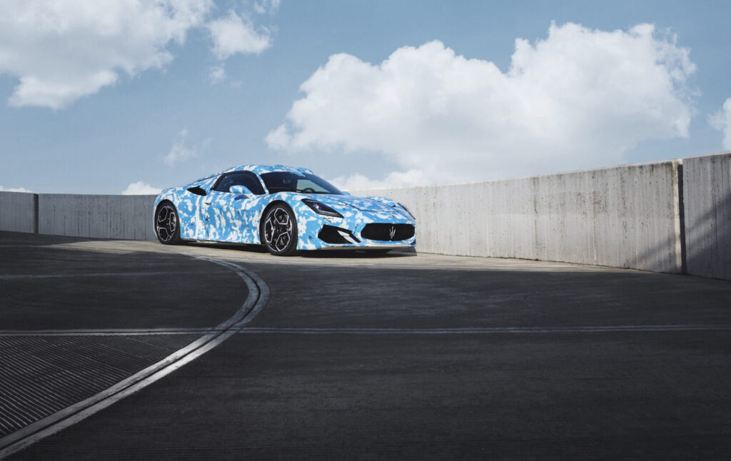 Maserati MC20 cabrio proporrà le raffinatissime sospensioni a doppi triangoli sovrapposti