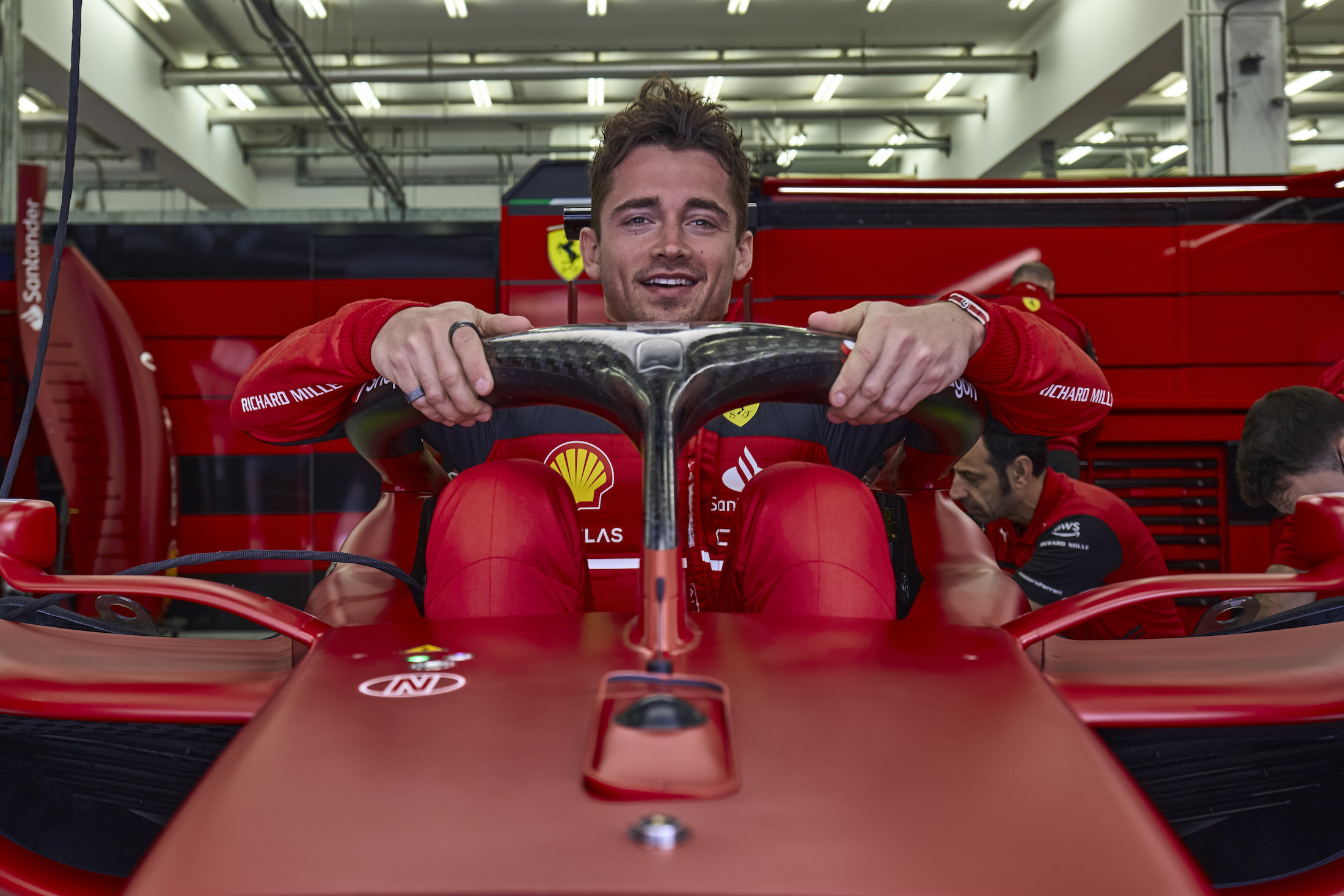 Charles Leclerc sulla Ferrari ha vinto la prima gara del Mondiale 2022 di F1