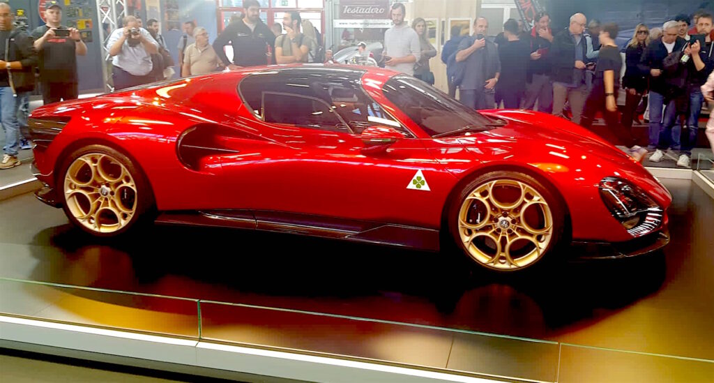 Alfa 33 stradale 2023