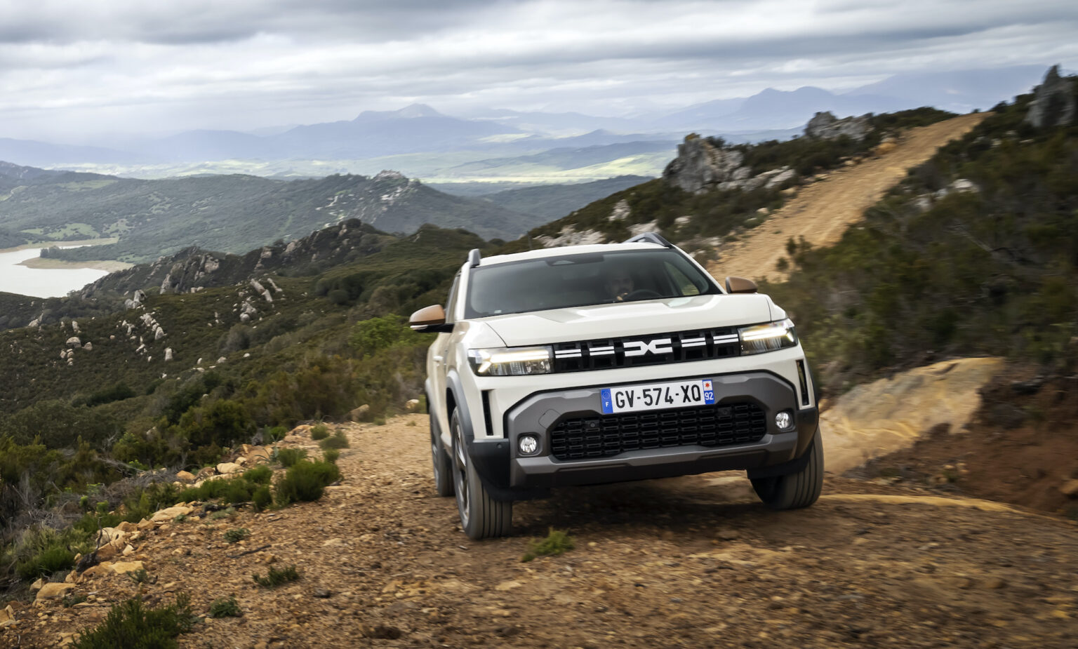 DACIA Duster 4X4: Una Prestazione Off-Road Eccellente