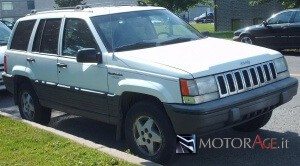 '93-'95_Jeep_Grand_Cherokee_Laredo_4x4