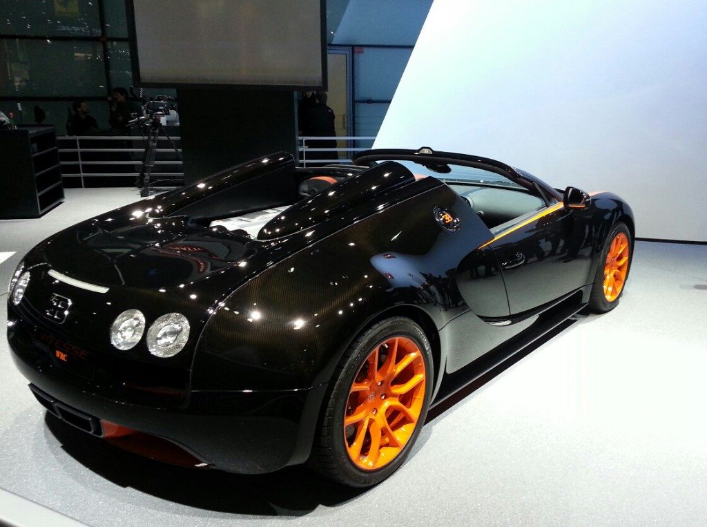 Bugatti-Veyron_Grand_Sport-03