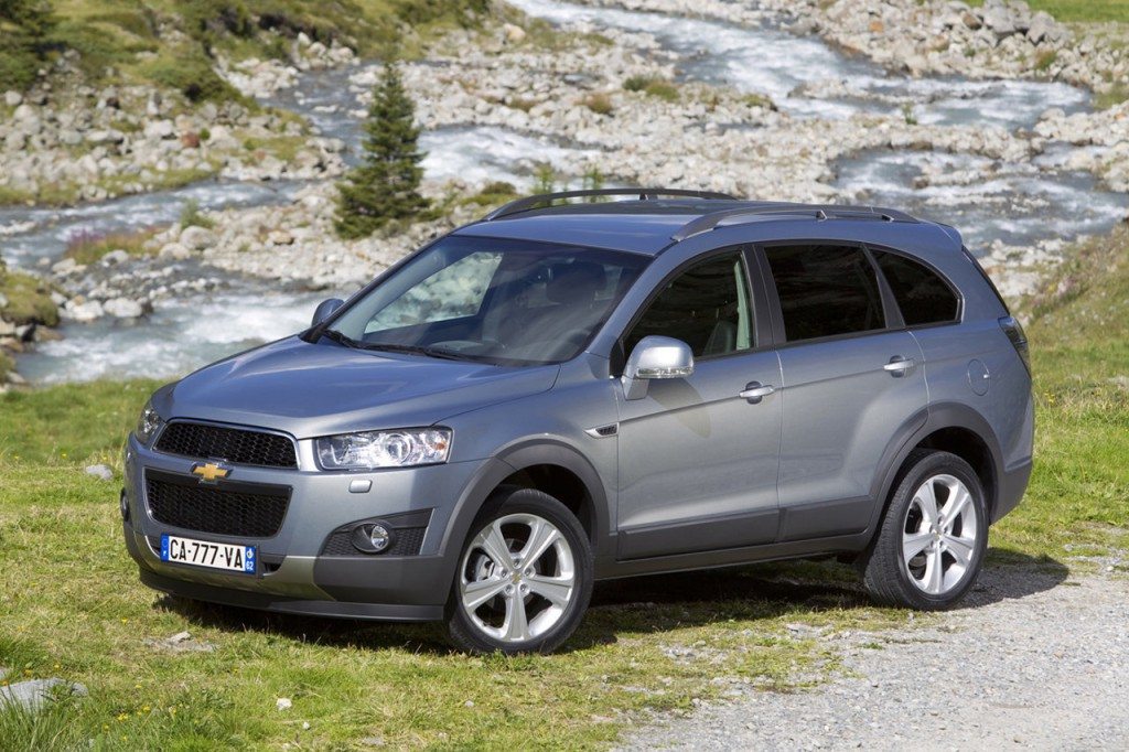 Chevrolet-Captiva-2010-12