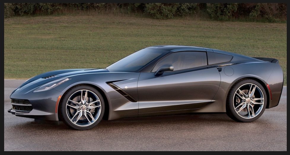 Corvette stingray V8