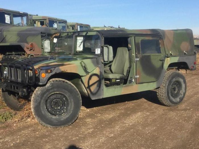 Obama vende a 10mila dollari gli Hummer ex US Army