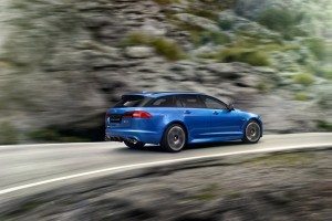 juaguar-xfr-sportbrake-impressioni-di-guida