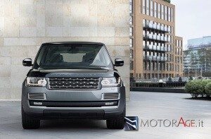 Land-Rover-Range-Rover-SV-Autobiography