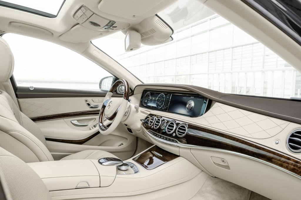 Mercedes-Maybach_Classe_S_(29)