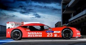 Nissan_GT-R_LM_Nismo-Motul-2015-04