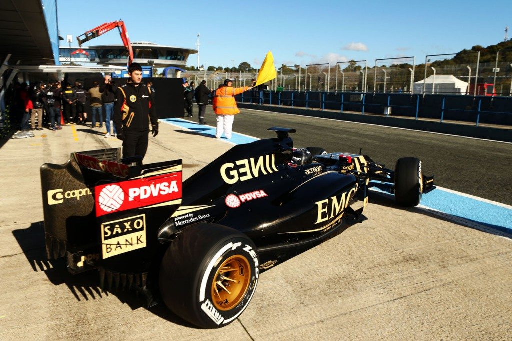Saxo Bank e Lotus F1-01