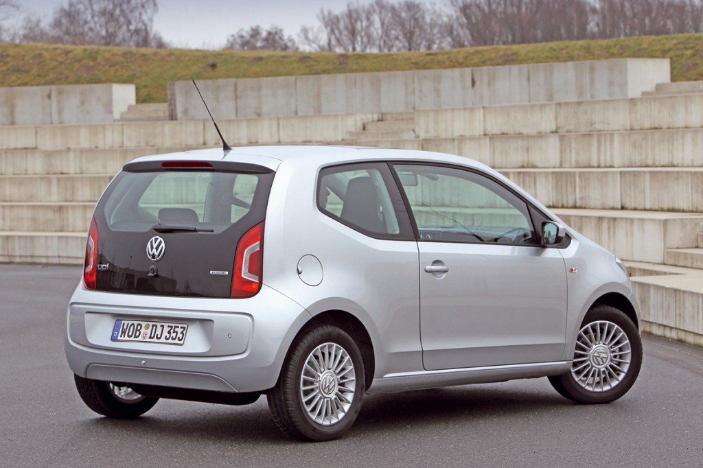 VOLKSWAGEN UP!-02