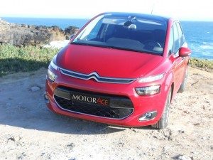 citroen_c4_picasso_54_big