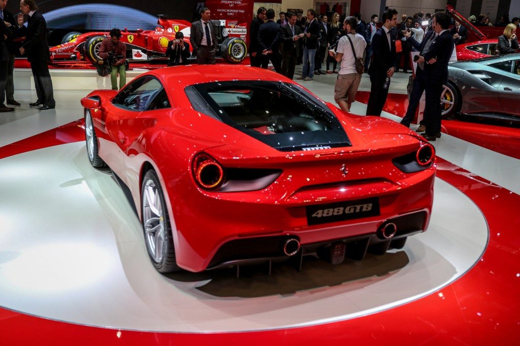 ferrari 488_ GTB-ginevra 2015_01